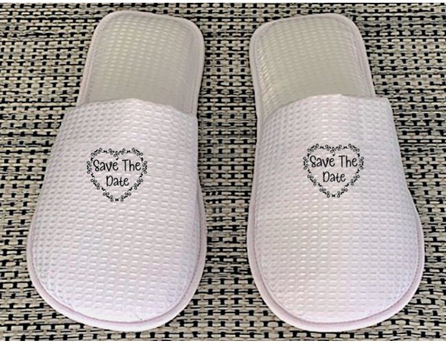 https://www.personalizaveis.com.br/content/interfaces/cms/userfiles/00412/produtos/pantufas-personalizadas-pantufas-bordadas-pantufas-estampadas-chinelos-de-hospital-chinelos-de-hote-381.jpg