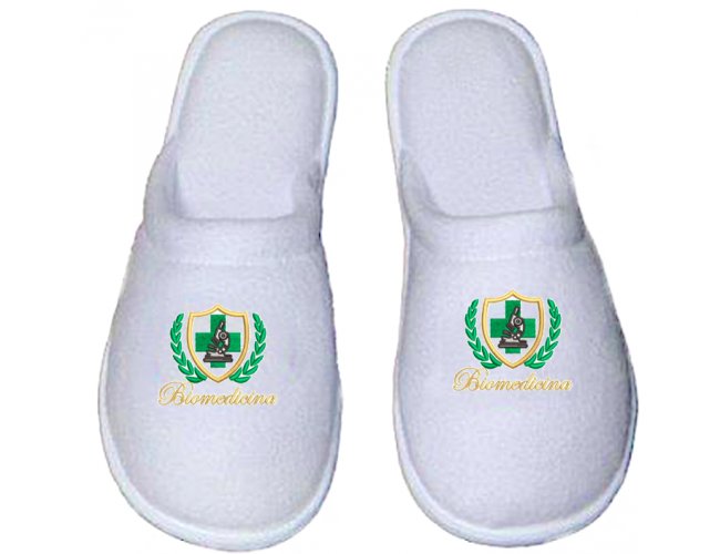 https://www.personalizaveis.com.br/content/interfaces/cms/userfiles/00412/produtos/pantufas-personalizadas-pantufas-bordadas-pantufas-estampadas-chinelos-de-hospital-chinelos-de-hote-443.jpg